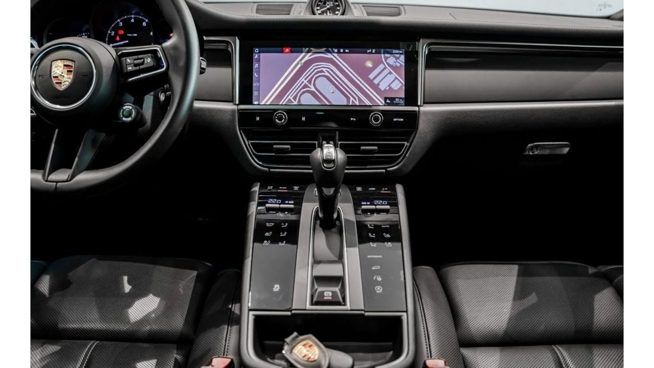 Porsche Macan 2024 Porsche Macan, 2026 Porsche Warranty, Sports Exhaust, Low KMs, GCC