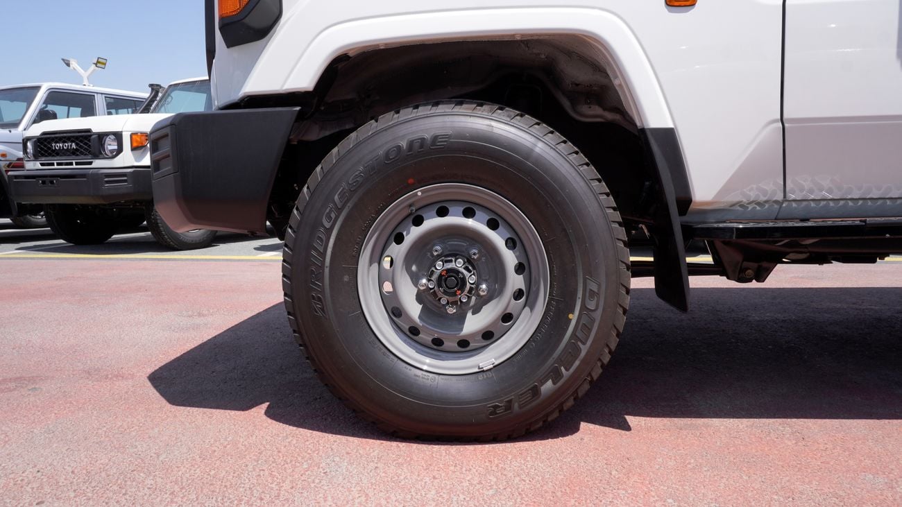 Toyota Land Cruiser 70 2.8 DIESEL 2025