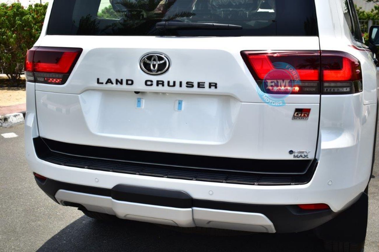 تويوتا لاند كروزر 300 V6 3.5L GR Sport Hybrid 7 Seat Automatic