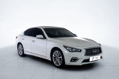 Infiniti Q50 LUXE 3.0