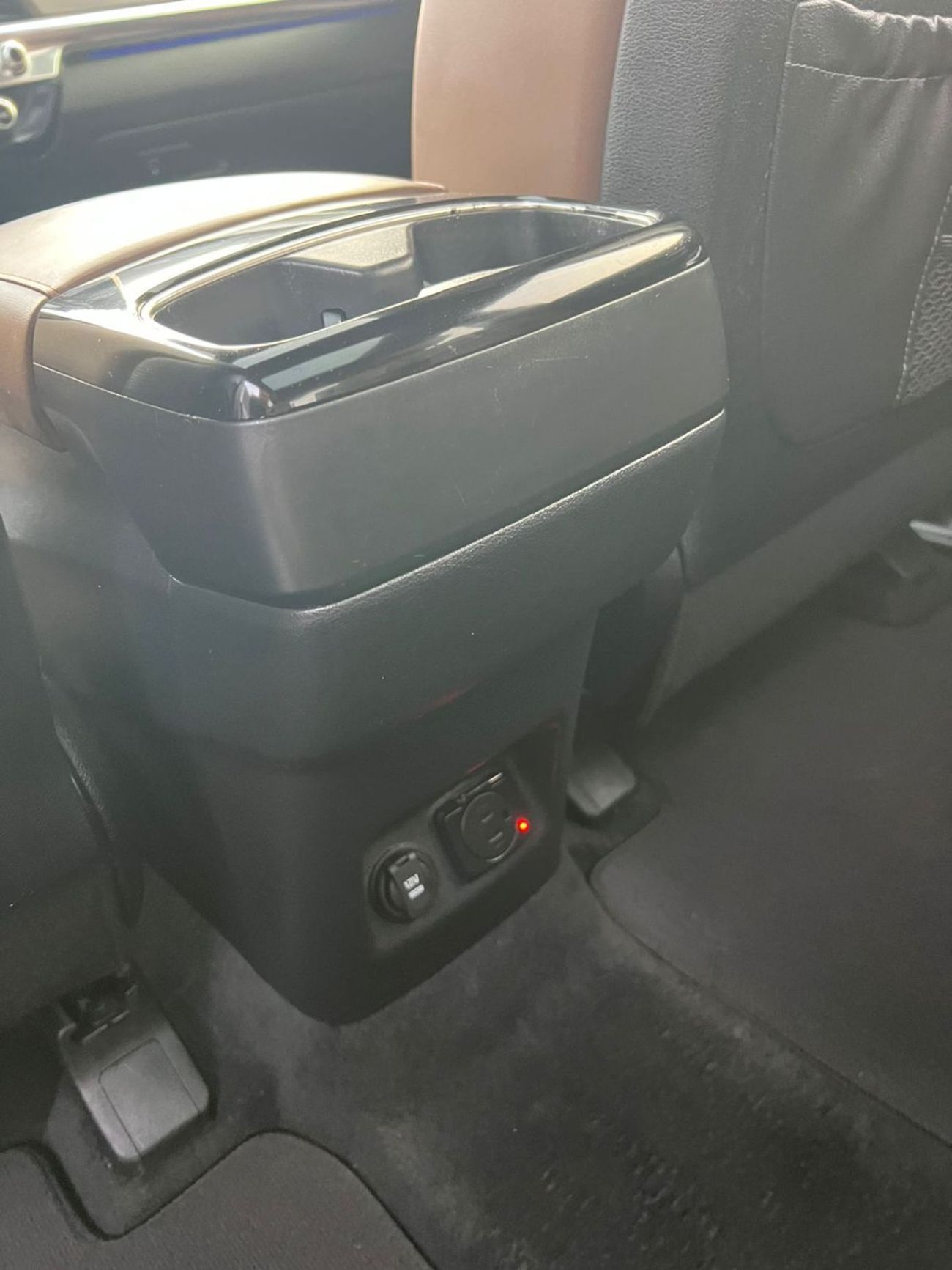 كيا تيلورايد 