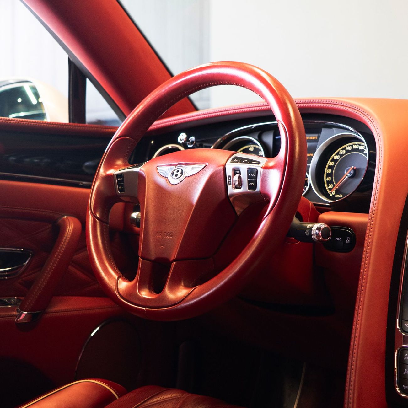 Bentley Flying Spur AED 11,154 pm • 0% Downpayment • Bentley Flying Spur • 1 Year Warranty