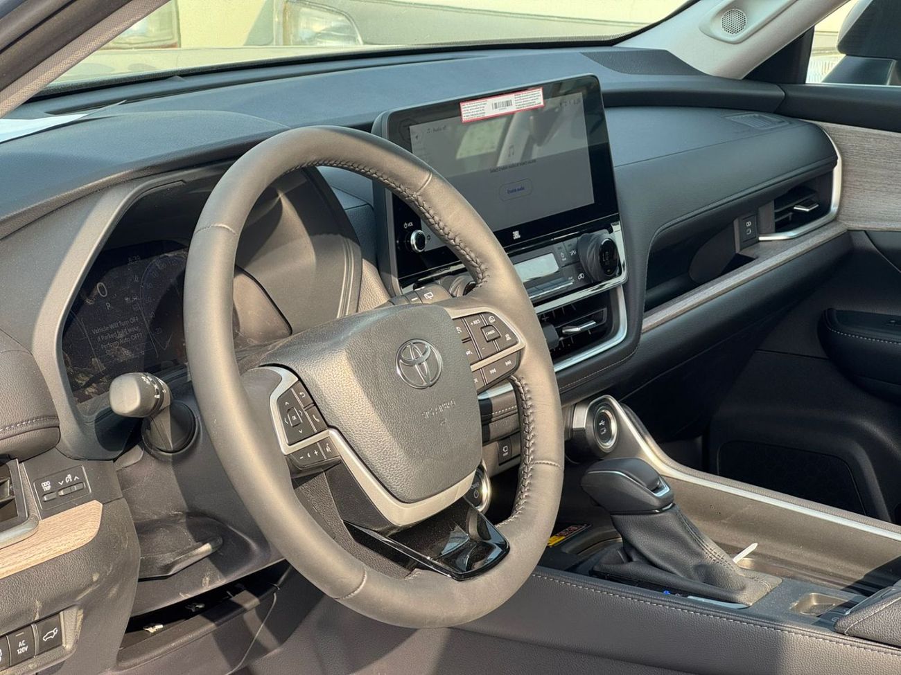 Toyota Grand Highlander 2025 Toyota Grand Highlander 2.5L Hybrid Limited AWD, Storm Grey/Black, Canadian Spec