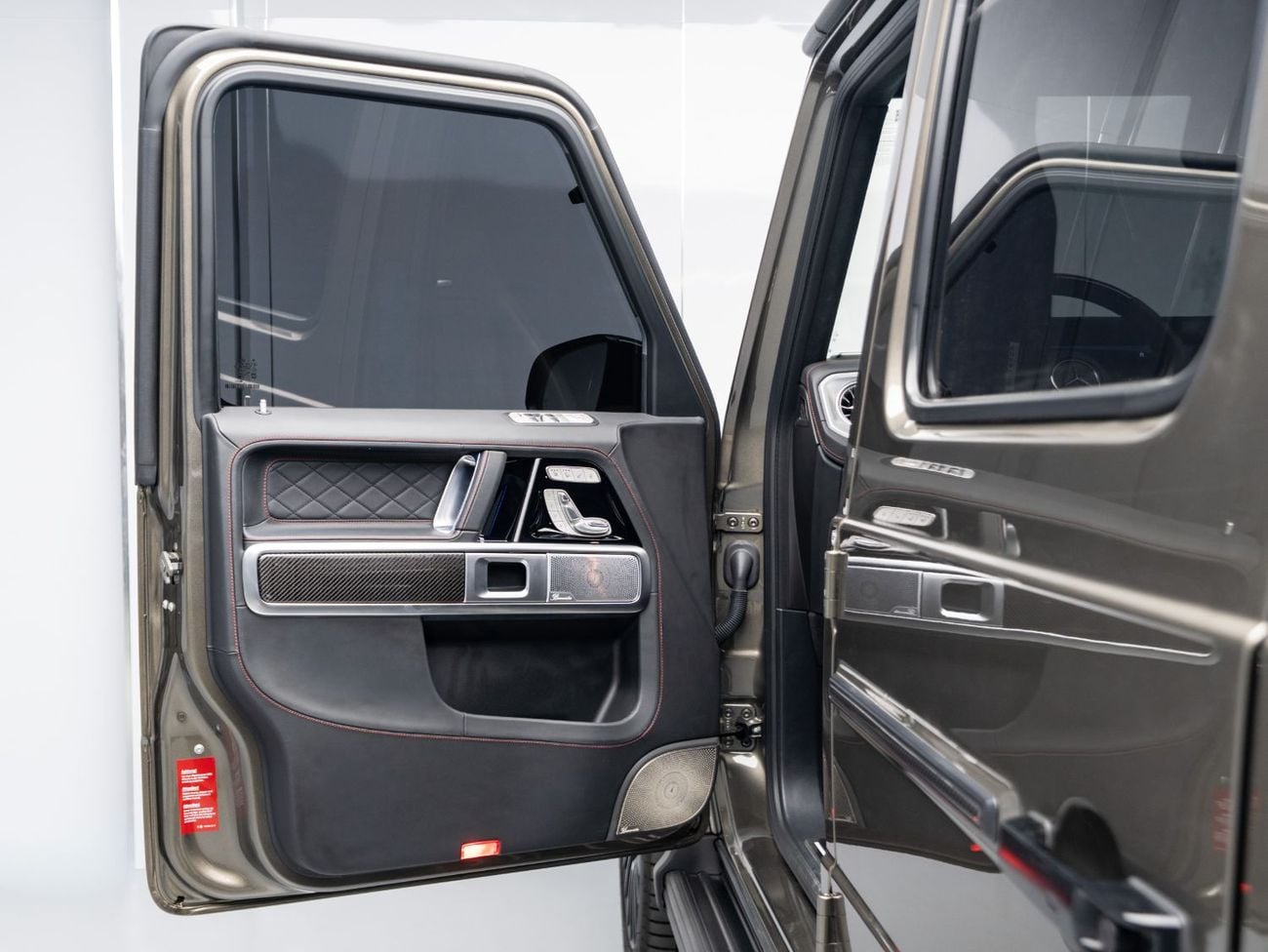 Mercedes Benz G63 AMG STD BUY NOW, PAY 2027 | THE BLACKLINE STANDARD | 2029 Mercedes Warranty + Service Contract, GCC