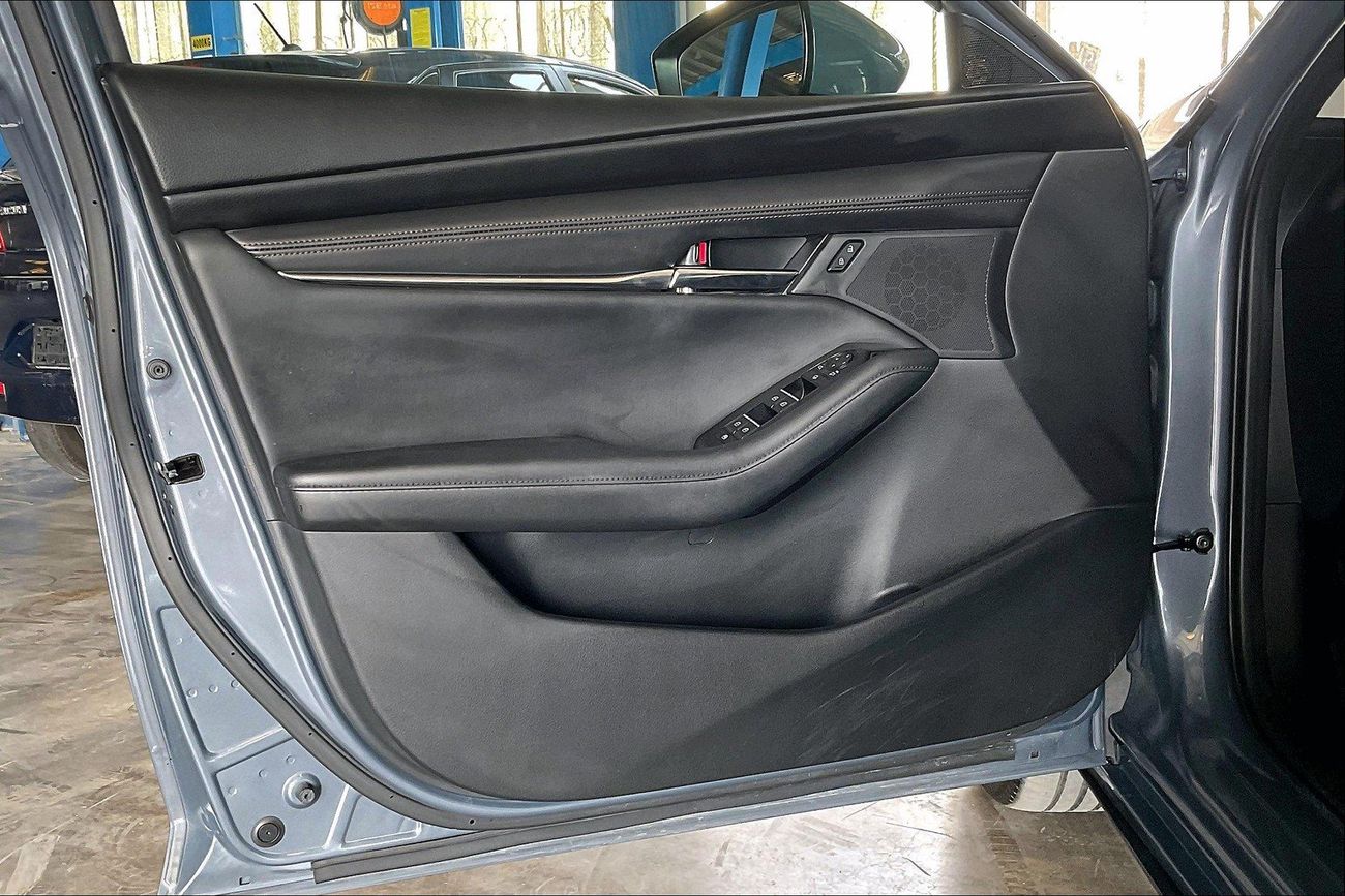 Mazda 3 Evolve | Guaranteed Warranty | 0 Down Payment