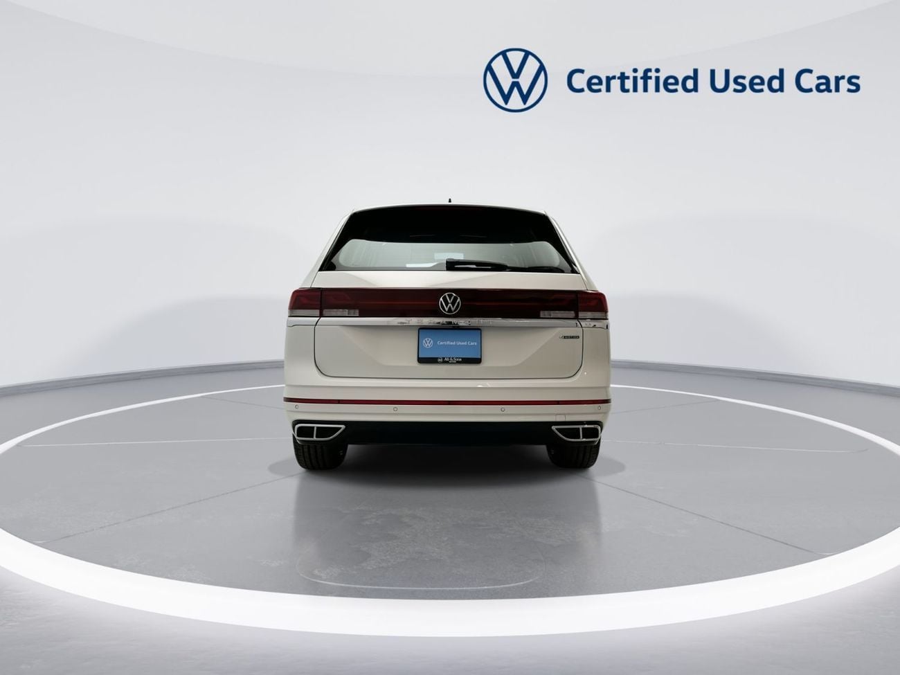 Volkswagen Teramont R-Line 3.6L (Ref#38546) - 33,100 AED SAVINGS from New Car