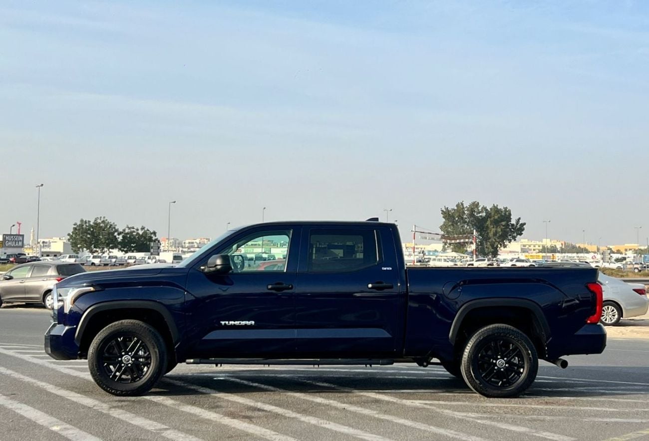 Toyota Tundra  2024 Toyota Tundra Crewmax 3.4L V6 AWD 4x4 Rear Camera Leather Seat Low Mileage