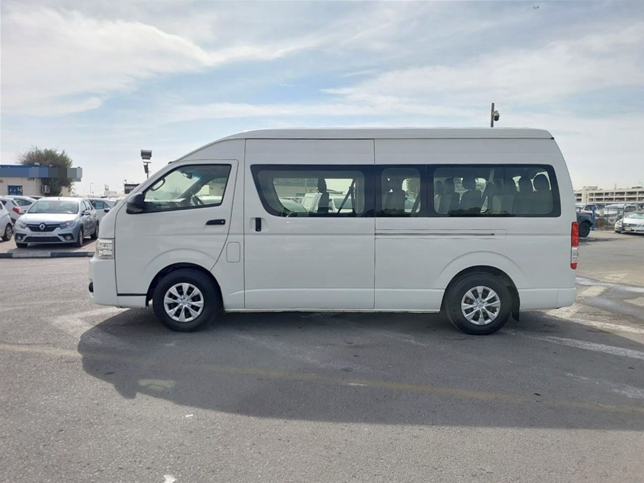 تويوتا هاياس TOYOTA HIACE COMMUTER VAN RHD 2015 MODEL 3.0 L DIESEL AUTOMATIC(PM23061)