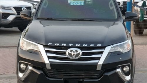 Toyota Fortuner 2.7 PETROL (4 CYLINDER)