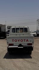 Toyota Land Cruiser Pick Up