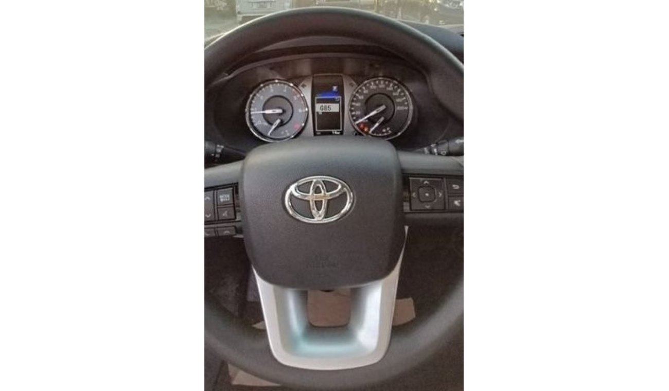 Toyota Hilux S GLX