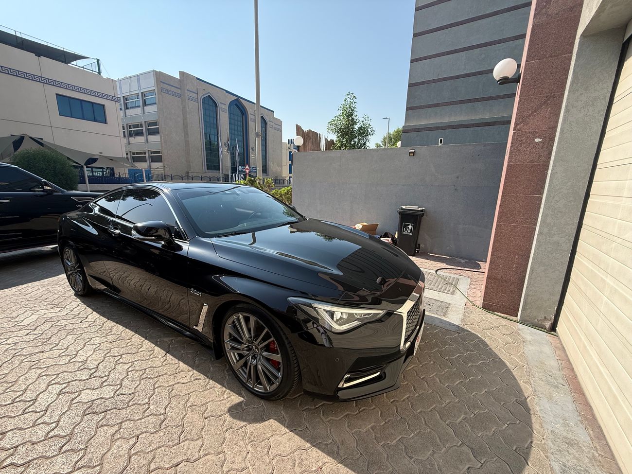 إنفينيتي Q60