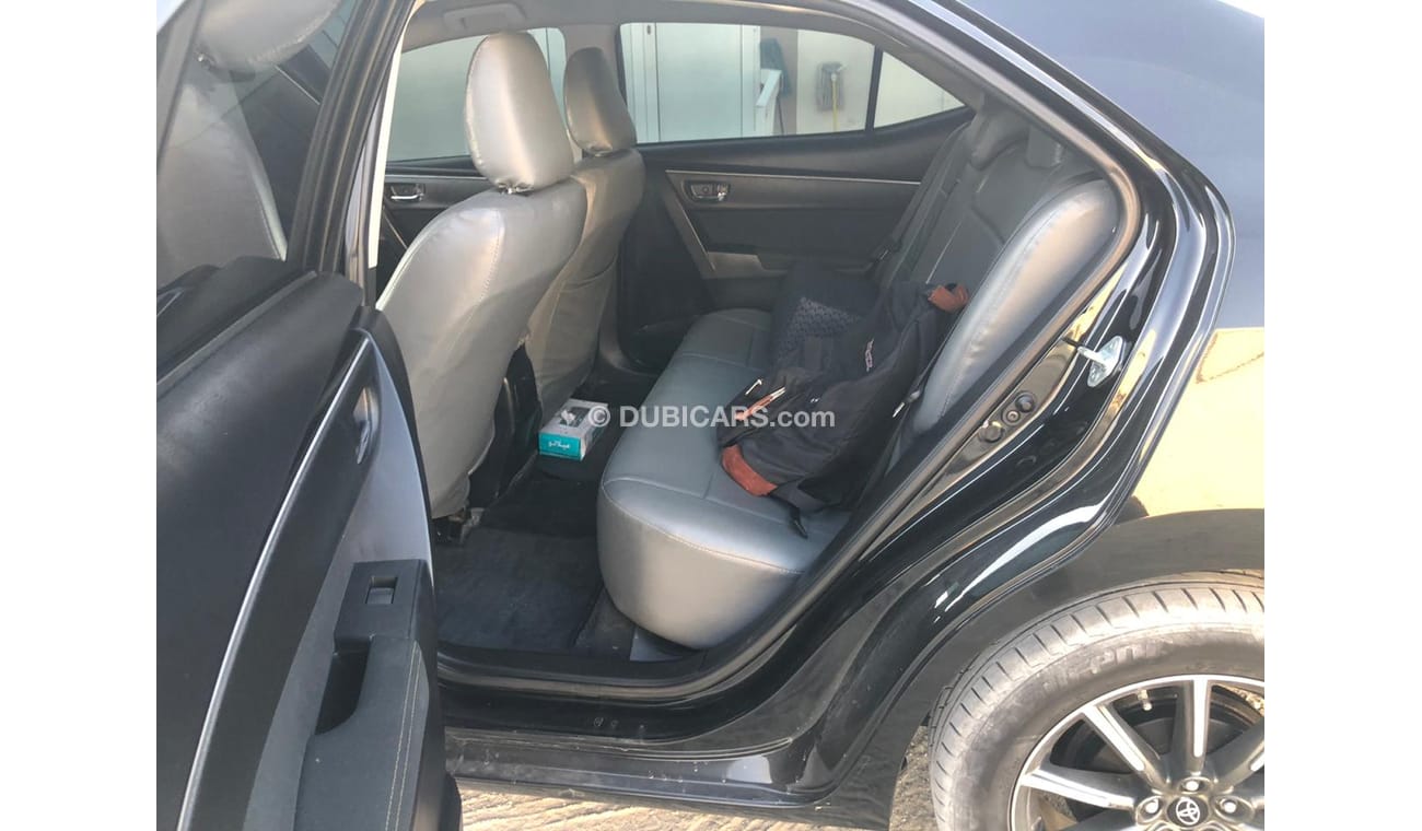 Toyota Corolla 2018 LE (1.8L) *North American Specs* Perfect Condition