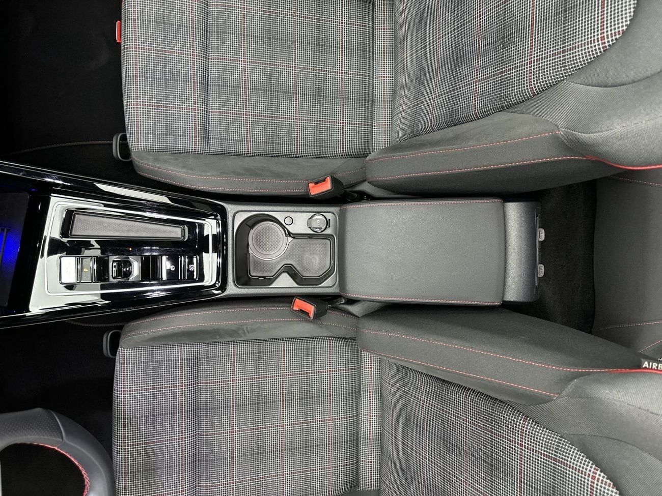Volkswagen Golf Golf GTI Fabric Seats + 2L (Ref#96736)