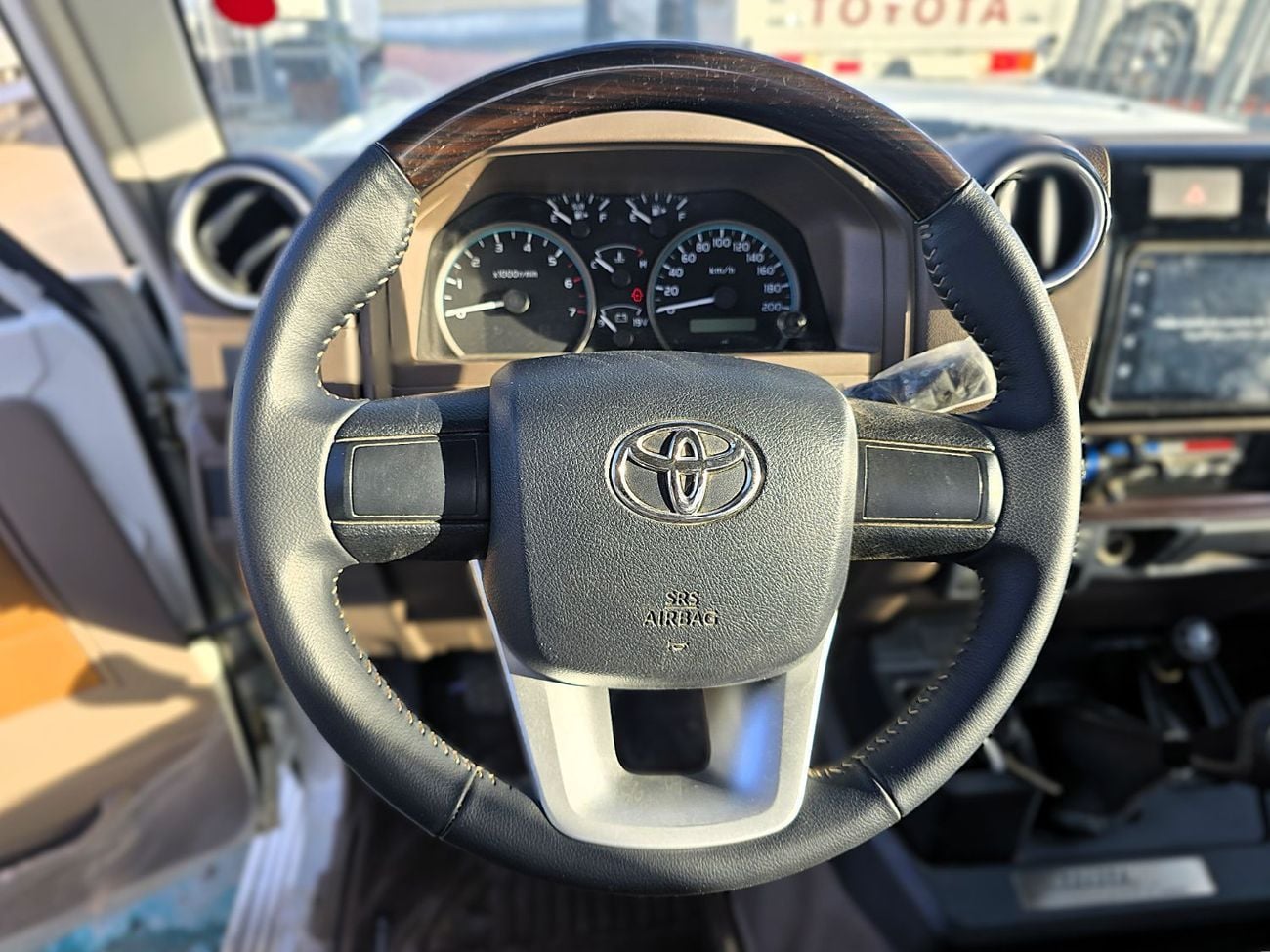 Toyota Land Cruiser Pick Up PICKUP 70th LX1 4.0L Toyota L.C Pick Up Single Cabin Special Edition 4.0l   MT Petrol v6 4WD Gcc 202