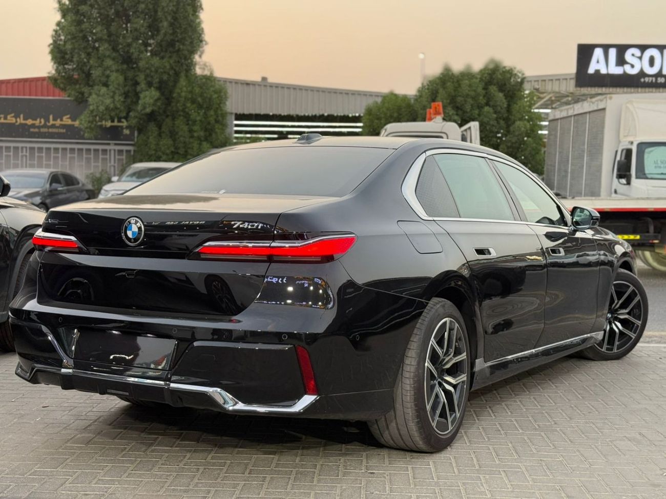 بي أم دبليو 740i BMW 740I 2024 X DRIVE 3.0L