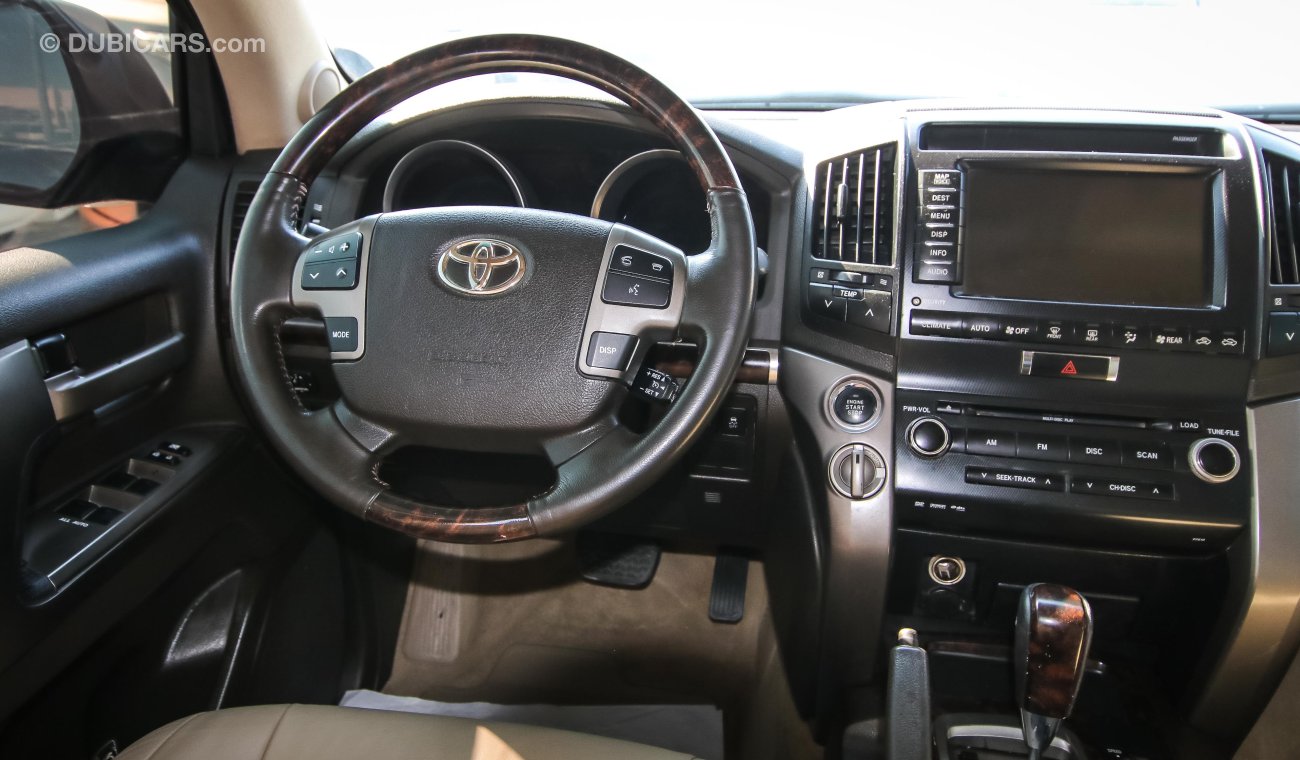 Toyota Land Cruiser VXR 2015 body kit