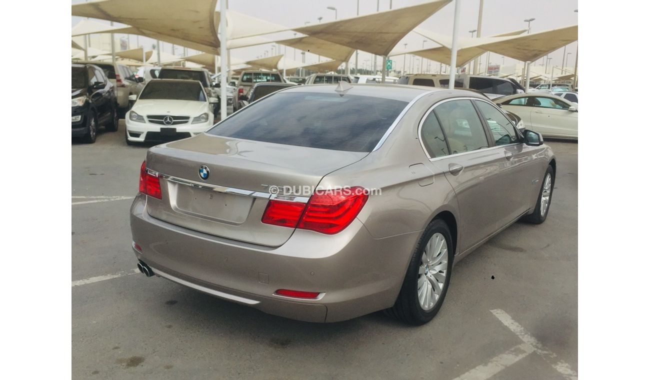 BMW 730Li i model 2012 GCC car prefect condition full service full option low mileage
