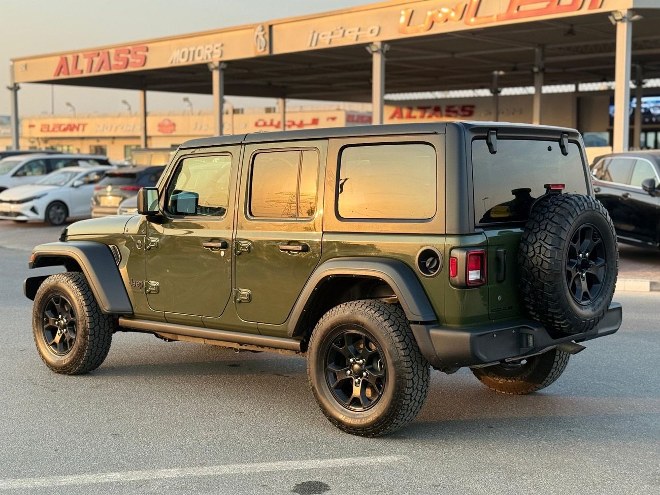 Jeep Wrangler Unlimited Sport S 2.0L A/T