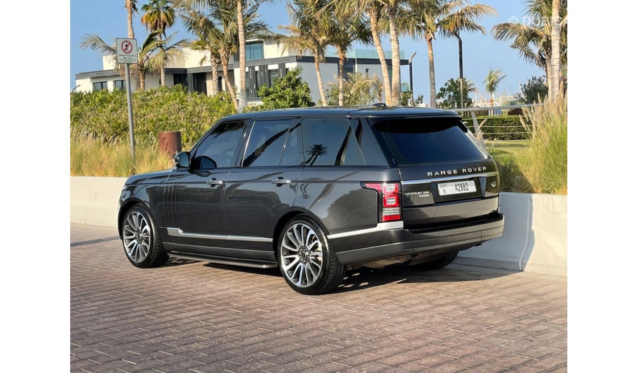 Land Rover Range Rover Vogue SE Supercharged GCC SE 2016. 65000kms