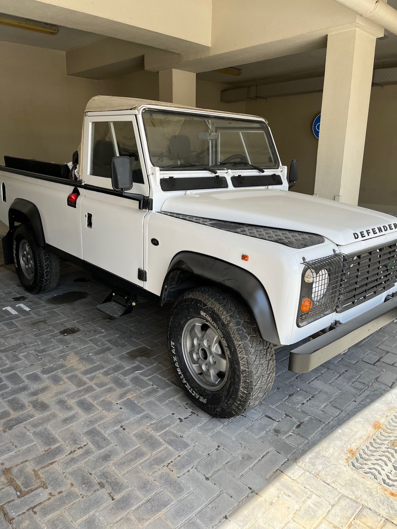 Land Rover Defender