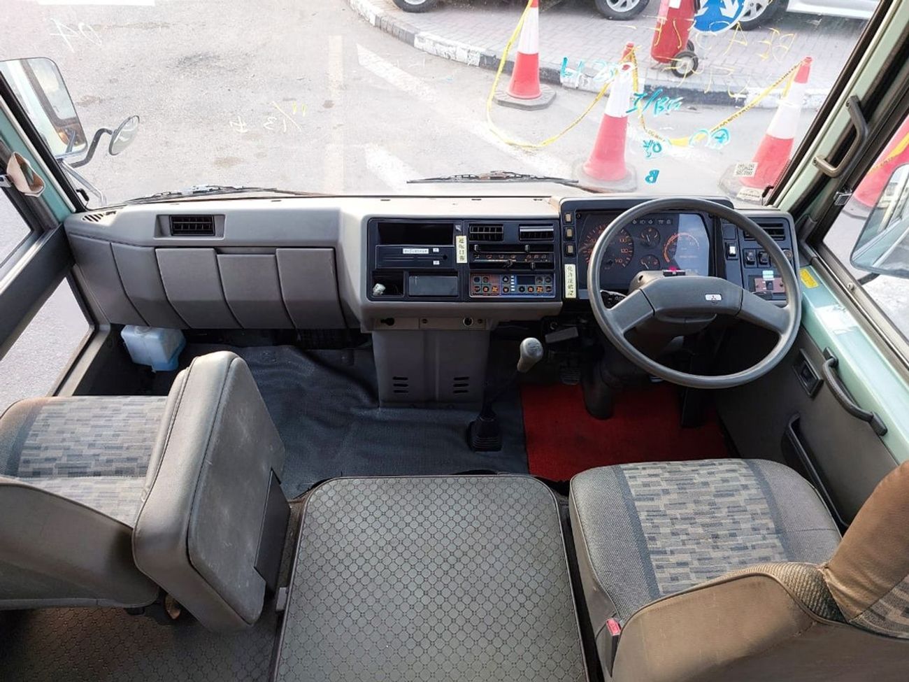 Mitsubishi Rosa MITSUBISHI ROSA BUS RHD DIESEL  MANUAL 29SEATER(PM10795)