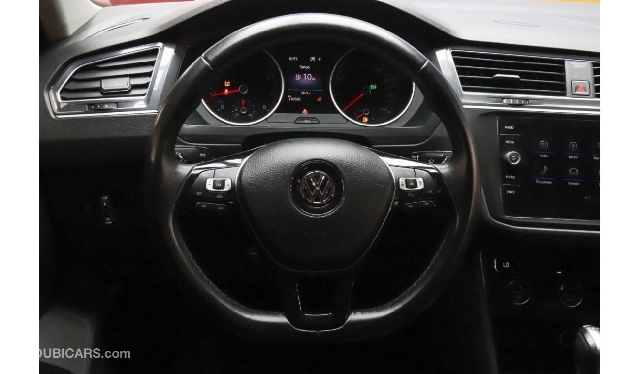 Volkswagen Tiguan SE 5N