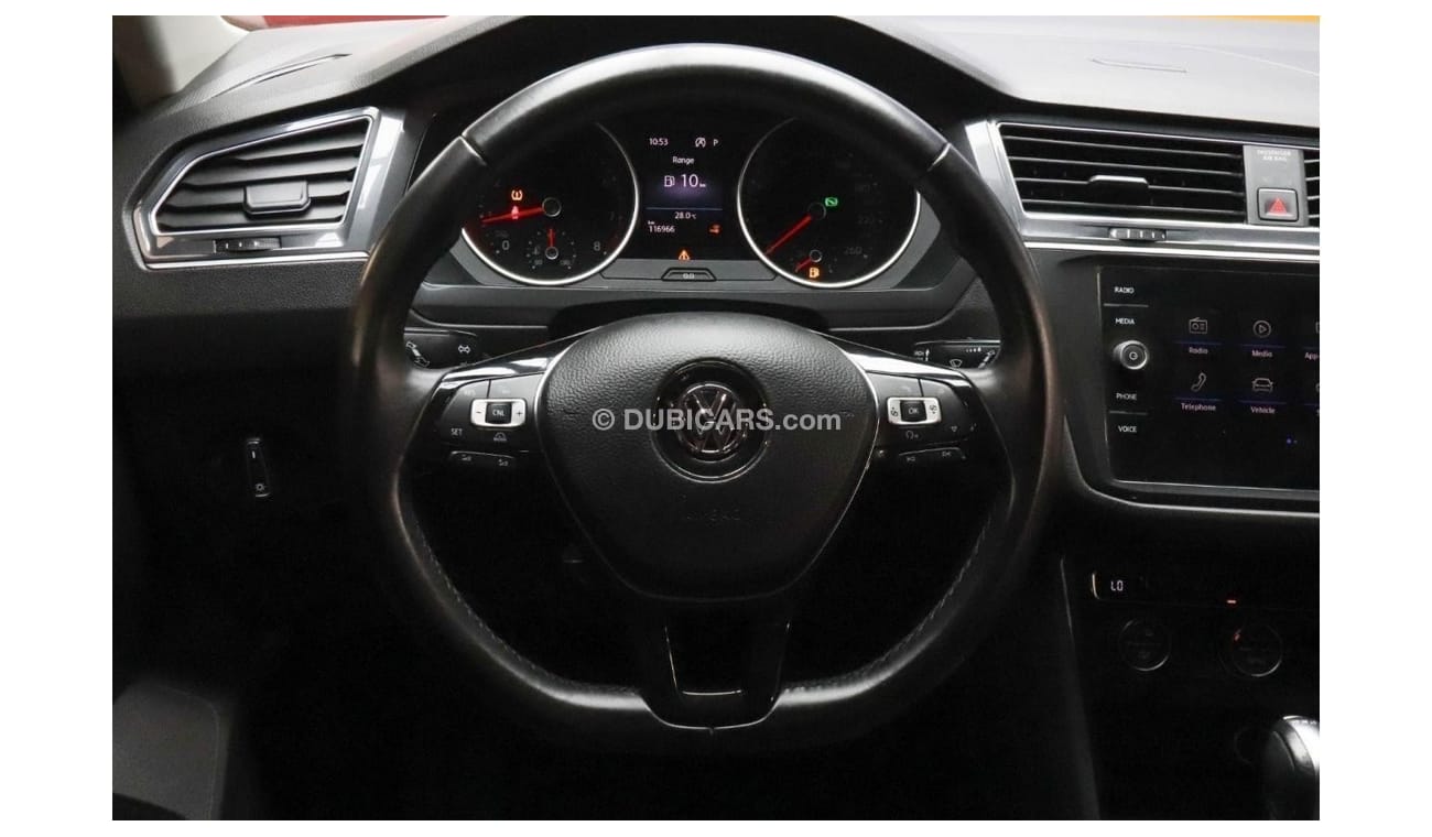 Volkswagen Tiguan SE 5N