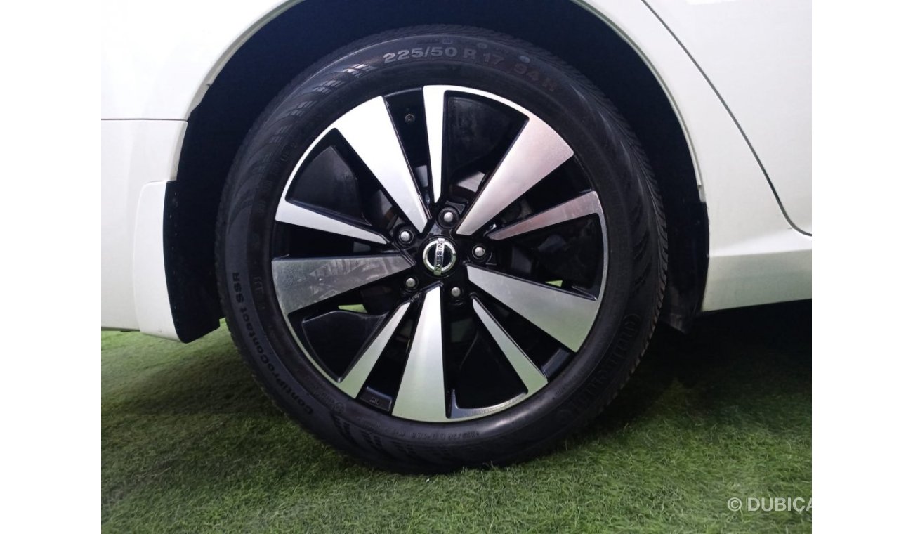 Nissan Altima 2019 model, radar, fingerprint, cruise control, sensor wheels, in excellent condition, you do not ne