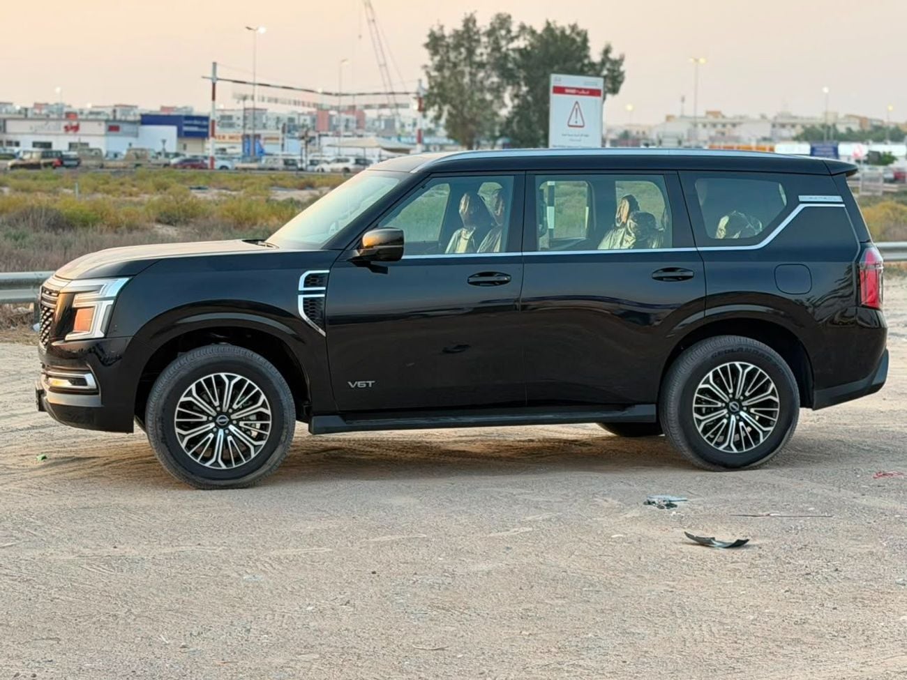 نيسان باترول LE TITANIUM