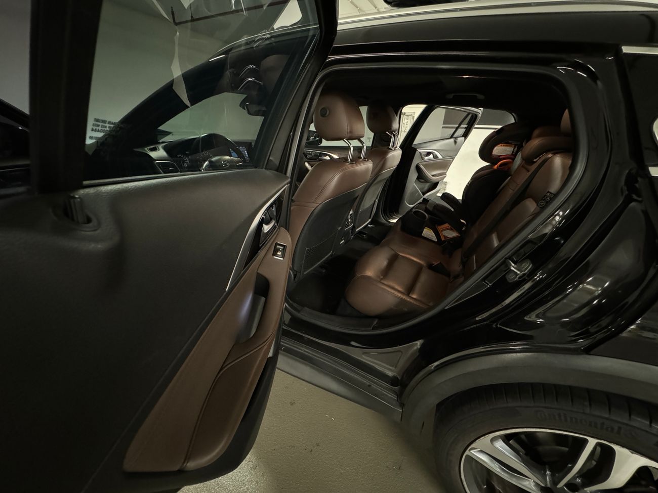 Infiniti QX30 premium