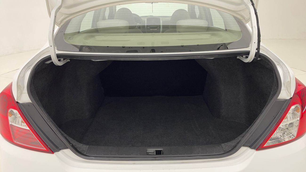 نيسان صني SV 1.5 | بدون دفعة مقدمة | اختبار القيادة في المنزل