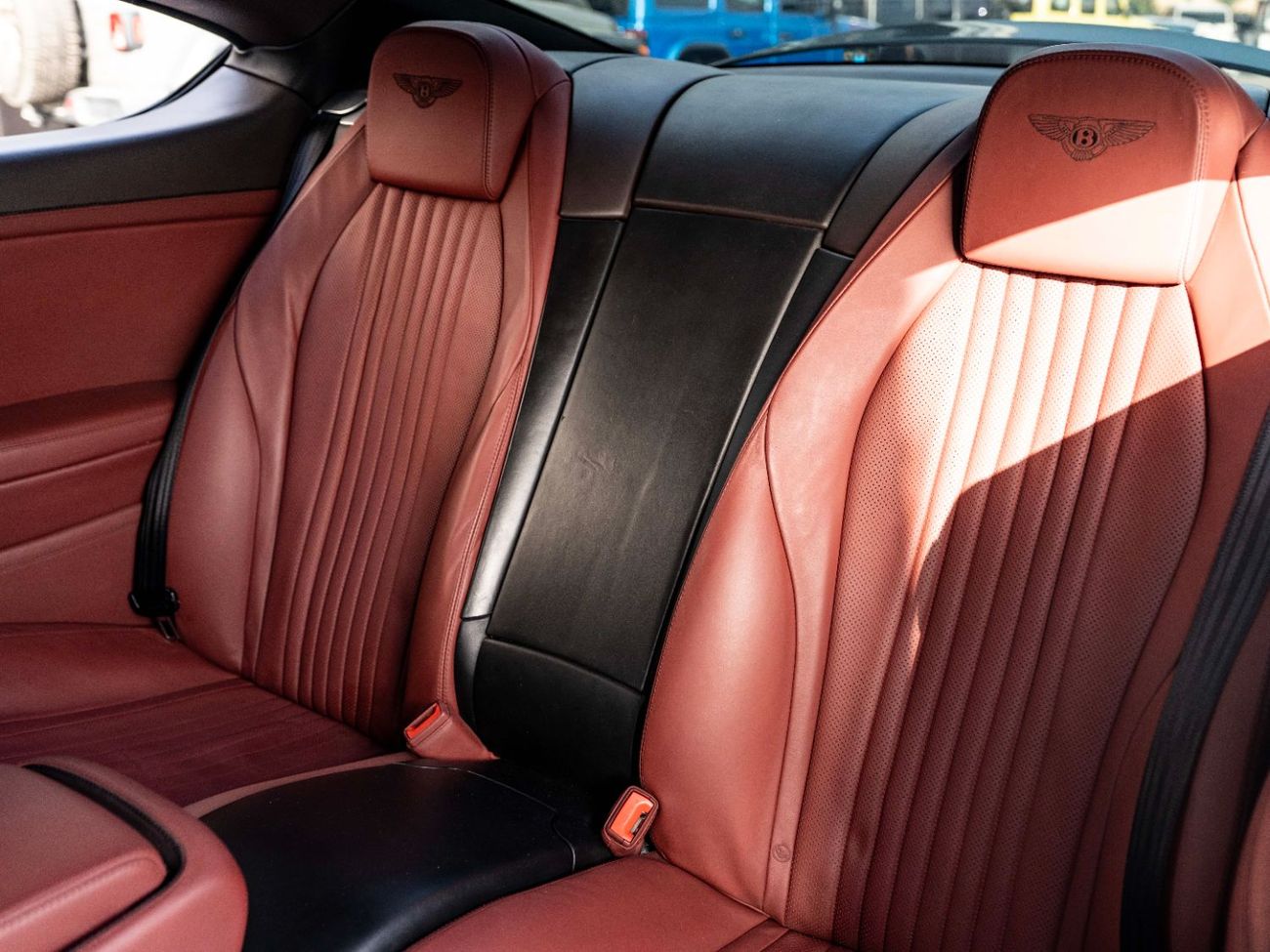 بنتلي كونتيننتال جي تي V8 S Coupe