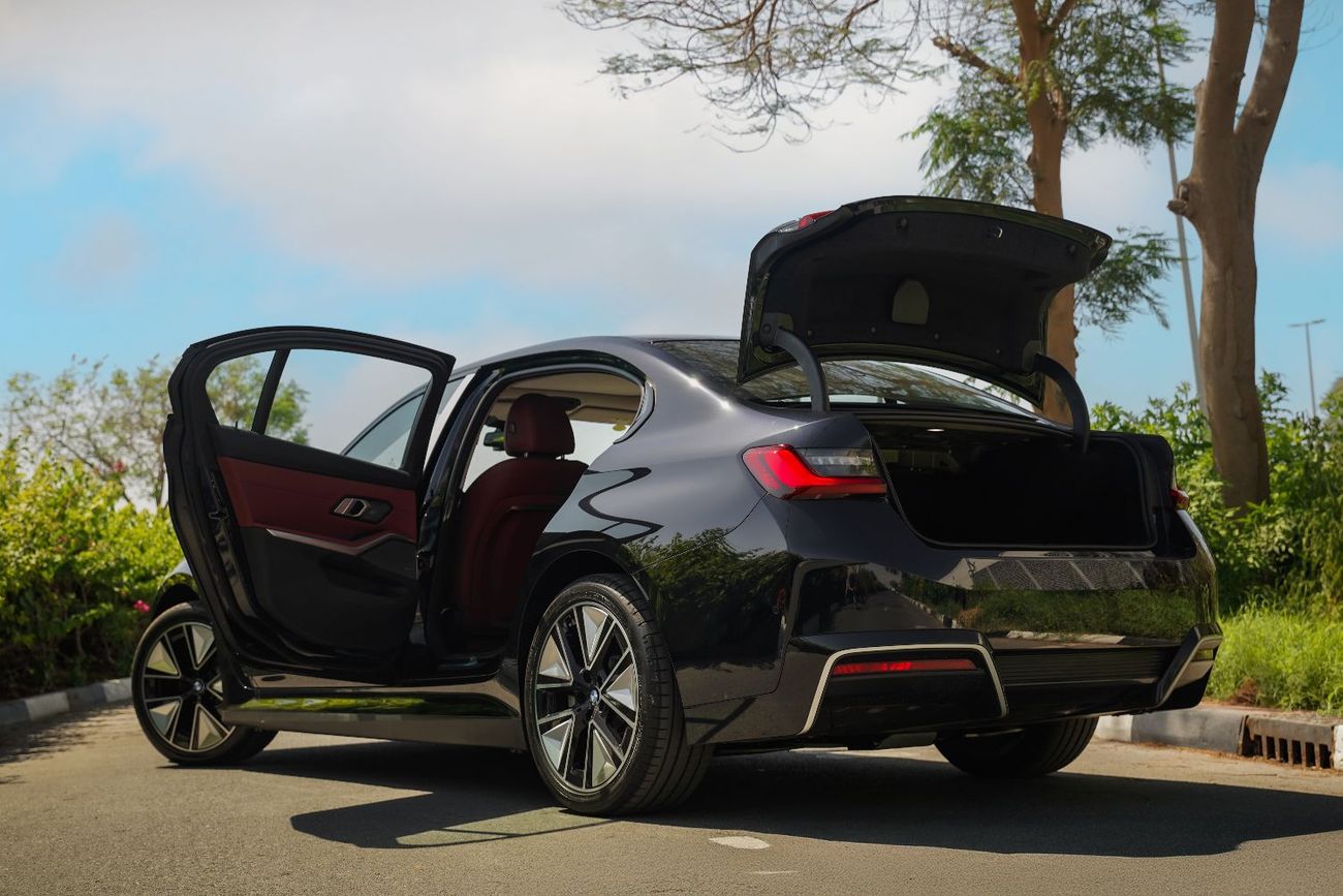 BMW i3 2025 BMW I3 40L Night Sports Version