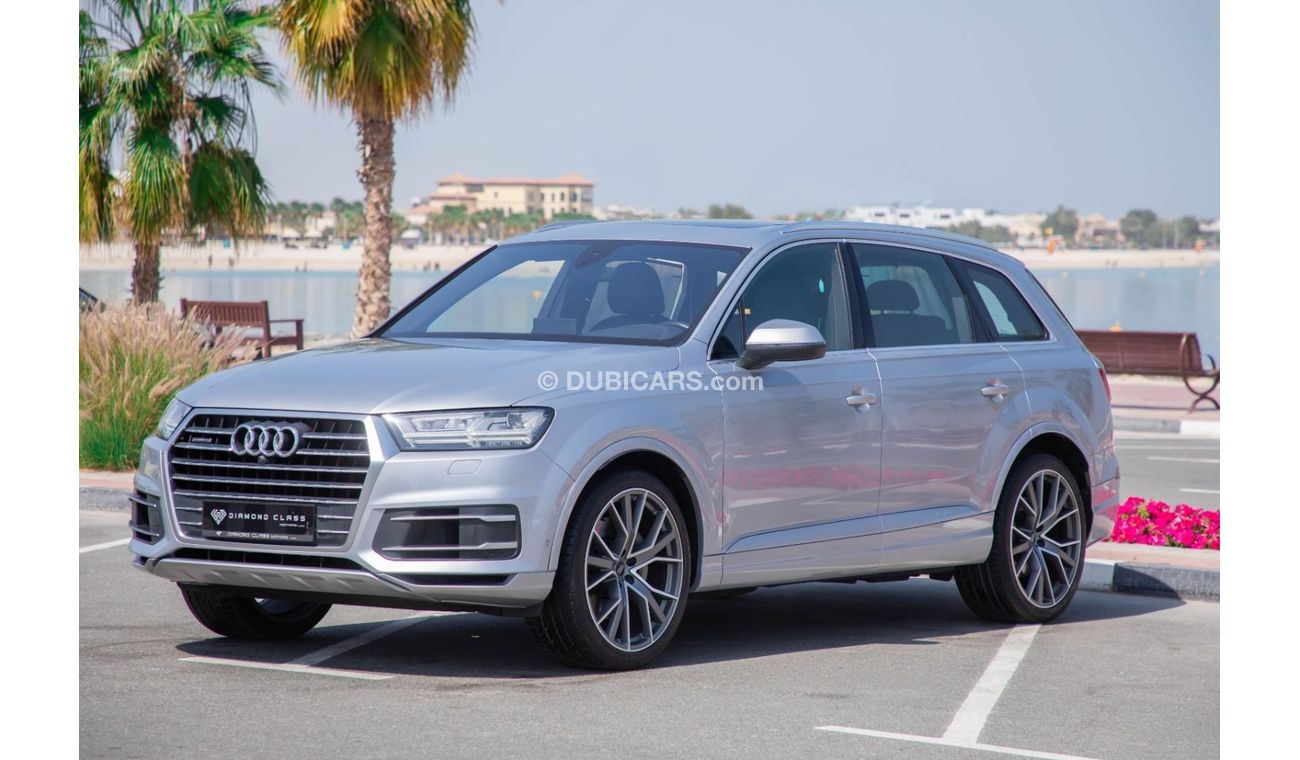 Audi Q7 45 TFSI quattro Audi Q7 TFSI 45 quattro Panoramic  2018 GCC Under Warranty