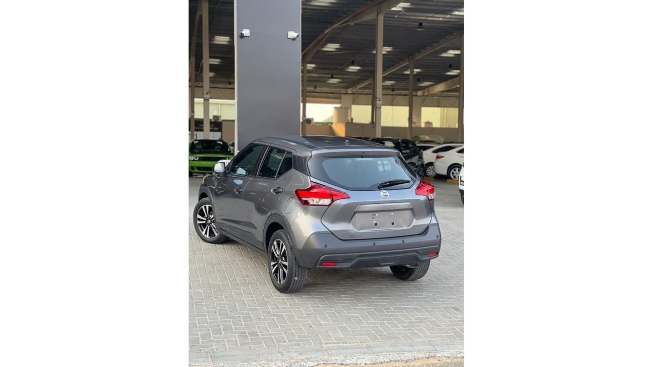 Nissan Kicks Kicks SV RADAR / LINE ASSIST /620 AED MONTHLY