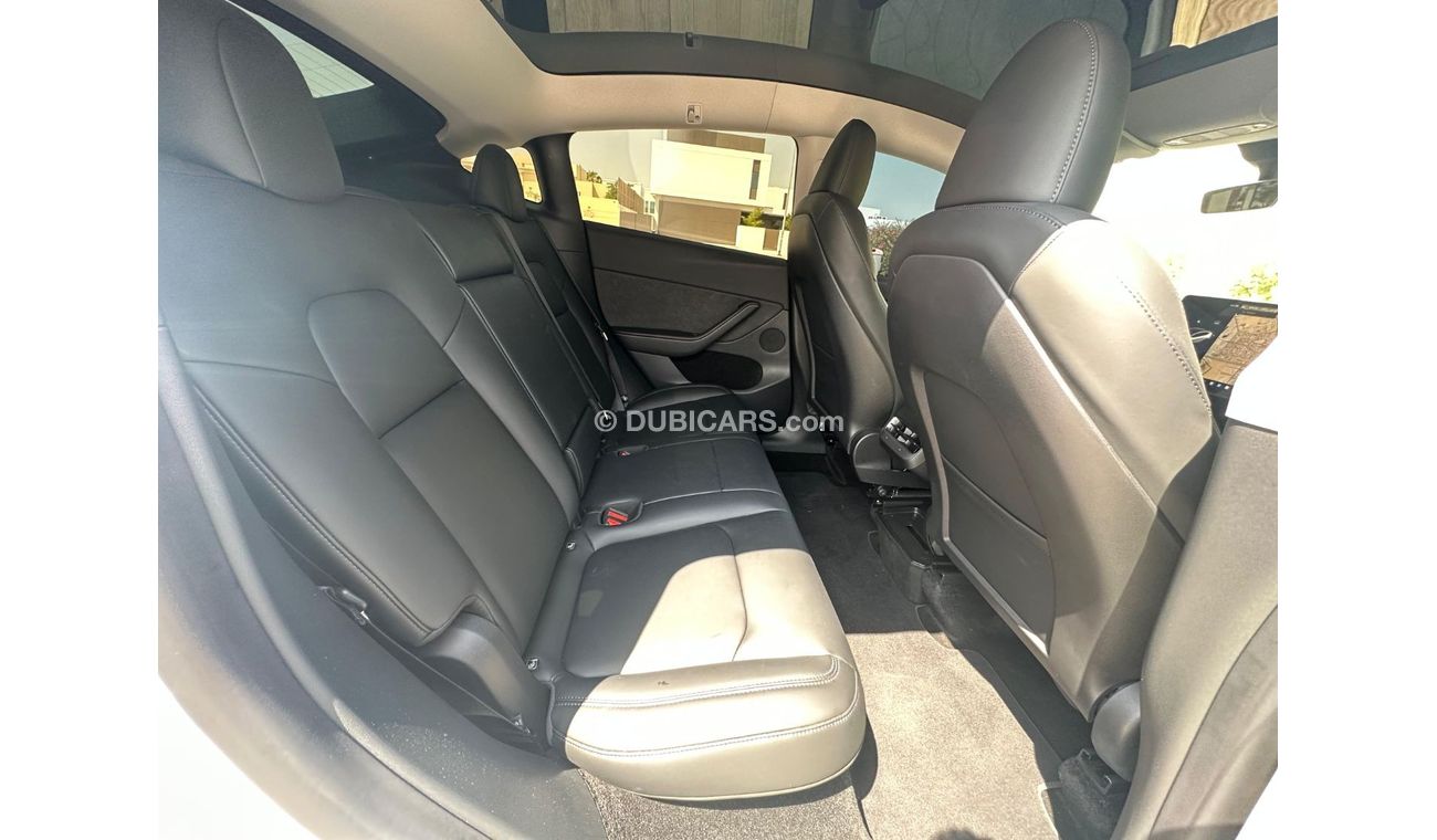 Tesla Model Y Tesla Model Y Long Range  Auto Pilot  2022 GCC Under Warranty