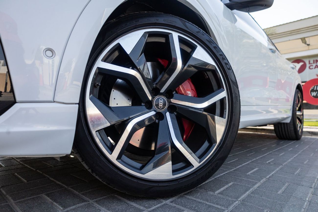 Audi RS Q8 TFSI quattro 4.0L