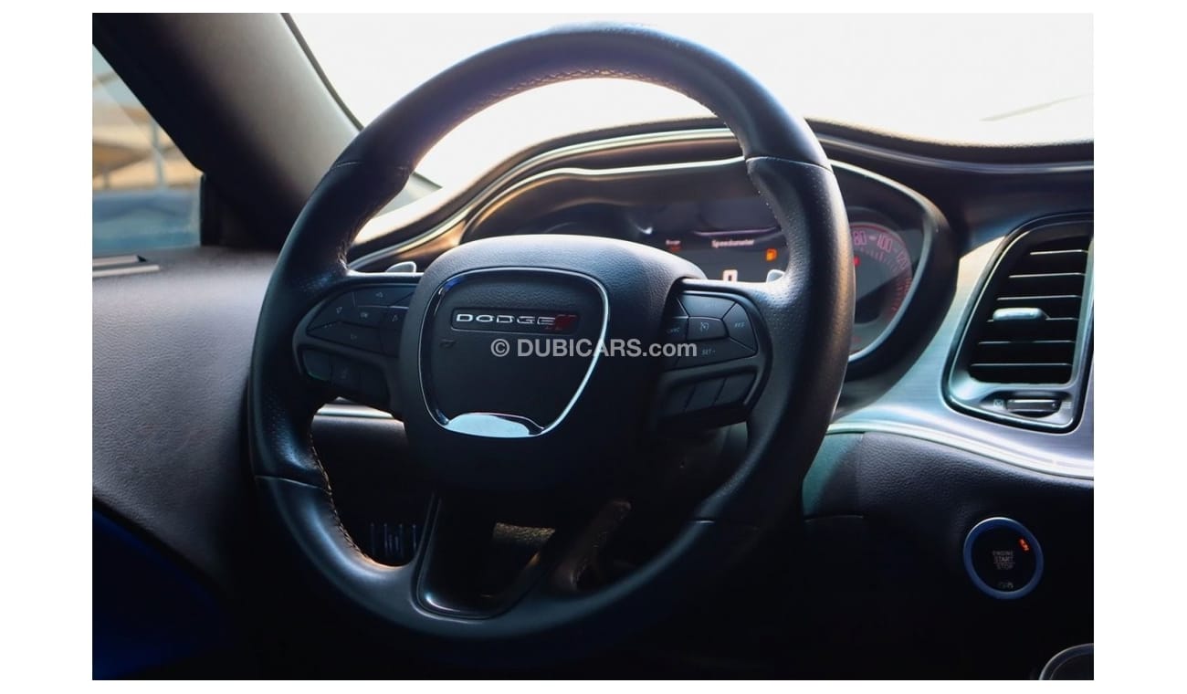 Dodge Challenger Dodge Challenger R/T / 2018 / USA / 5.7L 375HP