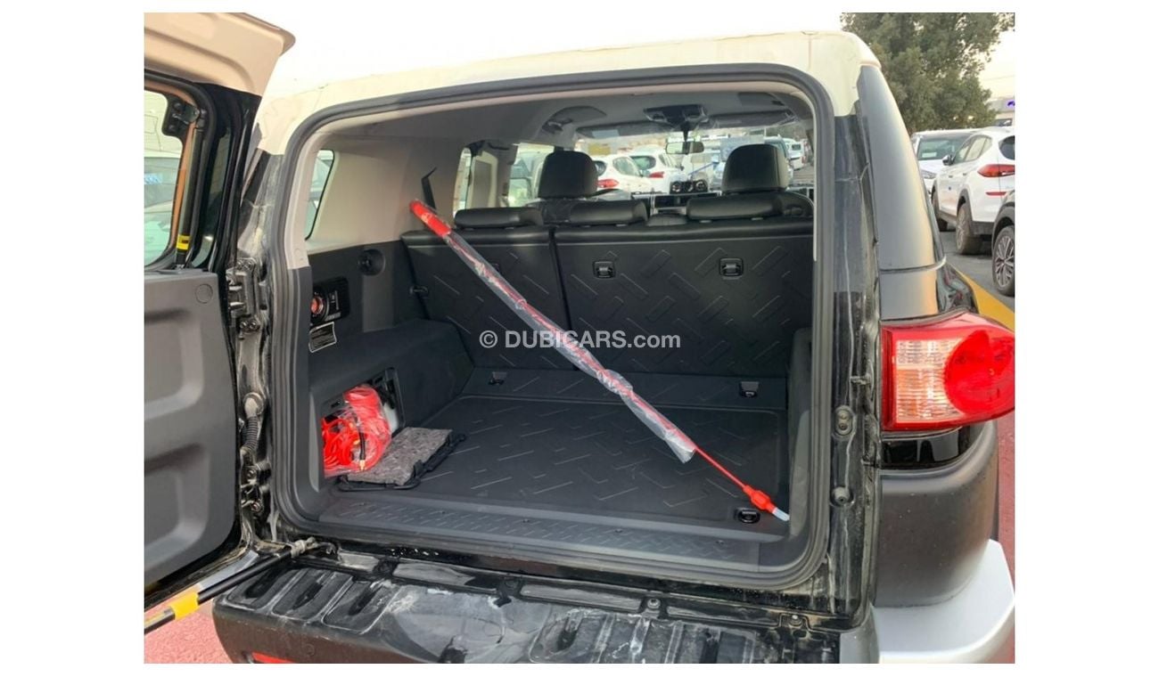 تويوتا إف جي كروزر إف جي كروزر 4.0 لتر ، بنزين ، دفع رباعي ، دفع رباعي ، مع ضاغط هواء خلفي للتصدير فقط