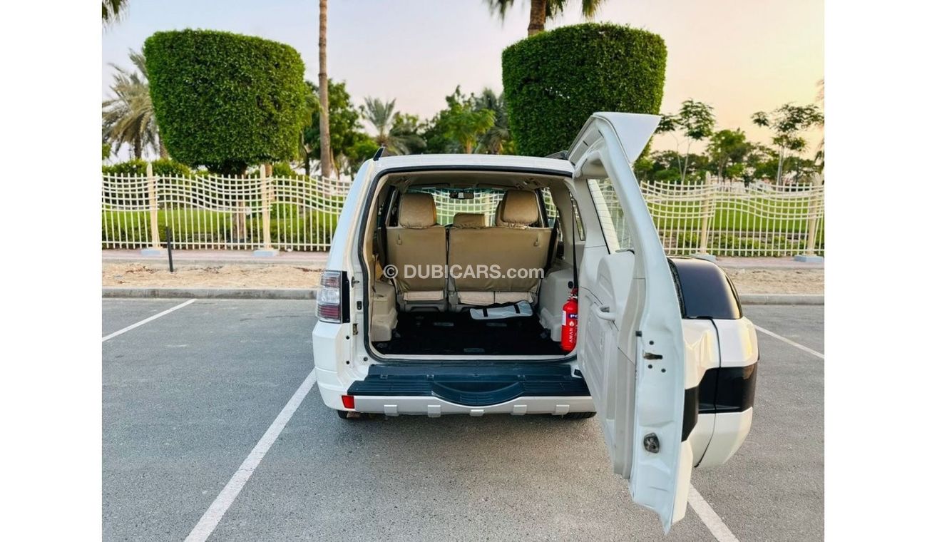 Mitsubishi Pajero GLS Mid 1030 PM || PAJERO GLS 3.0 V6 4WD || LOW MILEAGE 0% DOWN PAYMENT || WELL MAINTAINED