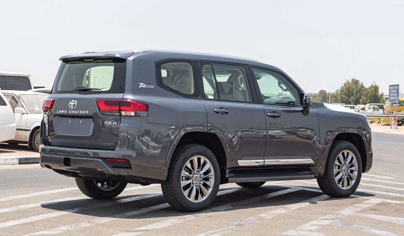 تويوتا لاند كروزر GXR Toyota Land Cruiser GXR 3.5P AT MY2025 – Grey