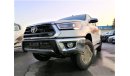 Toyota Hilux petrol - gear manual - full option - push start