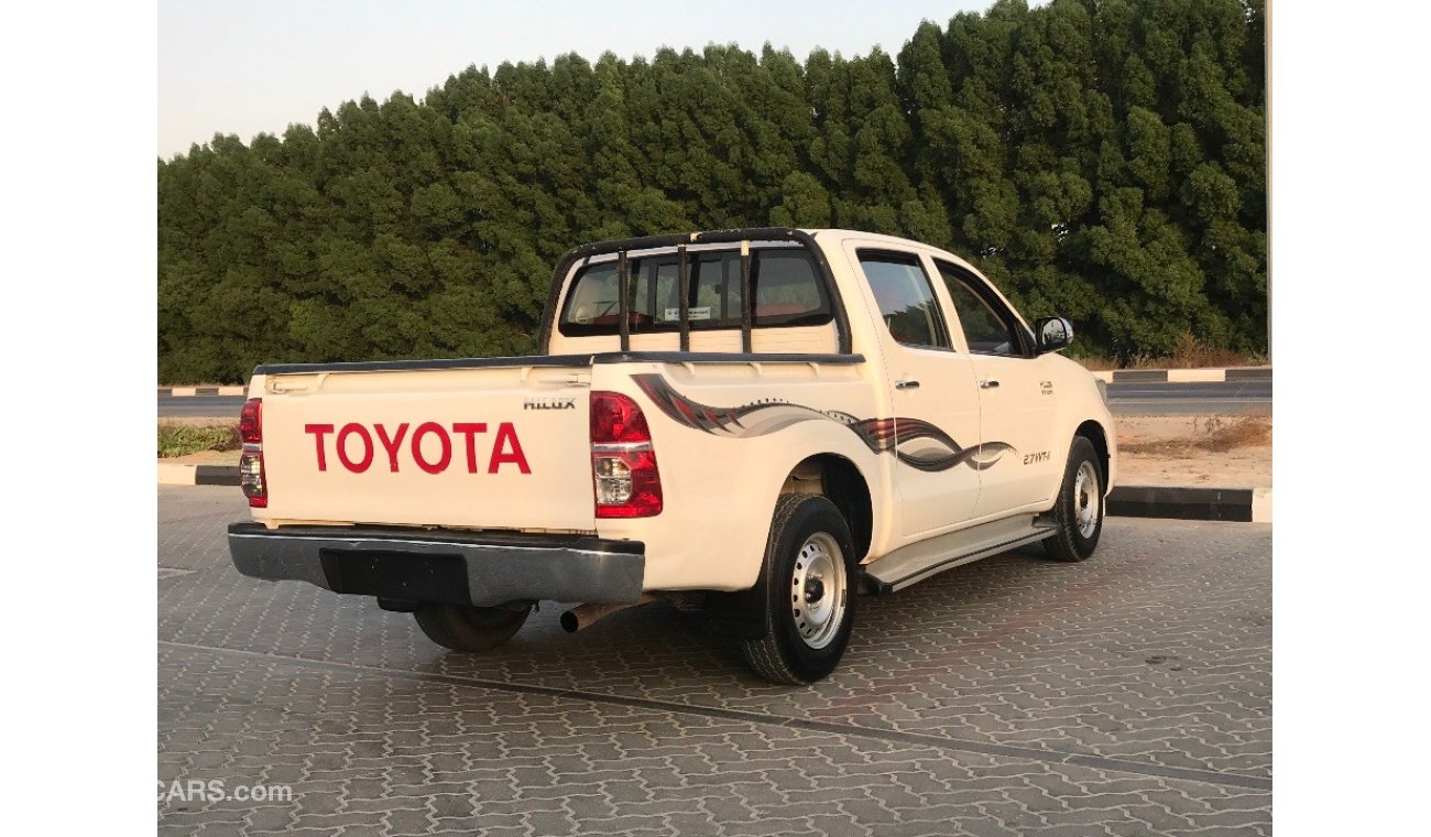 Toyota Hilux 2013 2.7