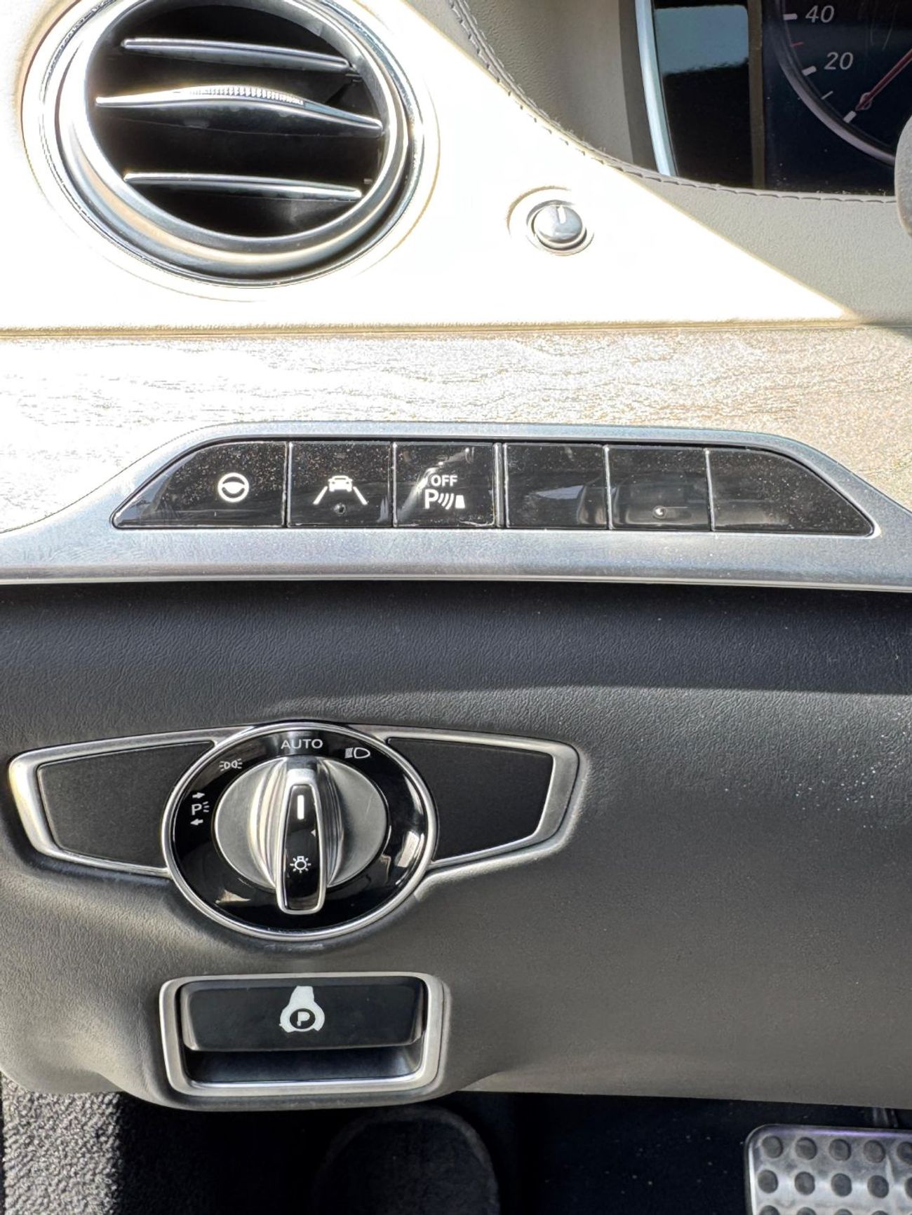 مرسيدس بنز S 550