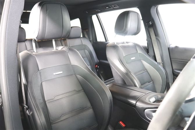 Mercedes-Benz GLS 63 AMG interior - Seats