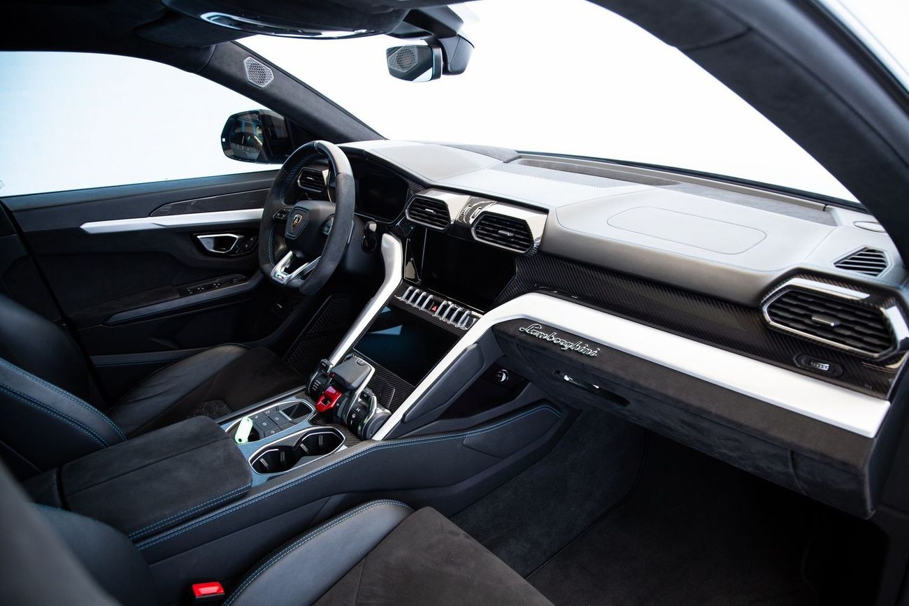 Lamborghini Urus Std