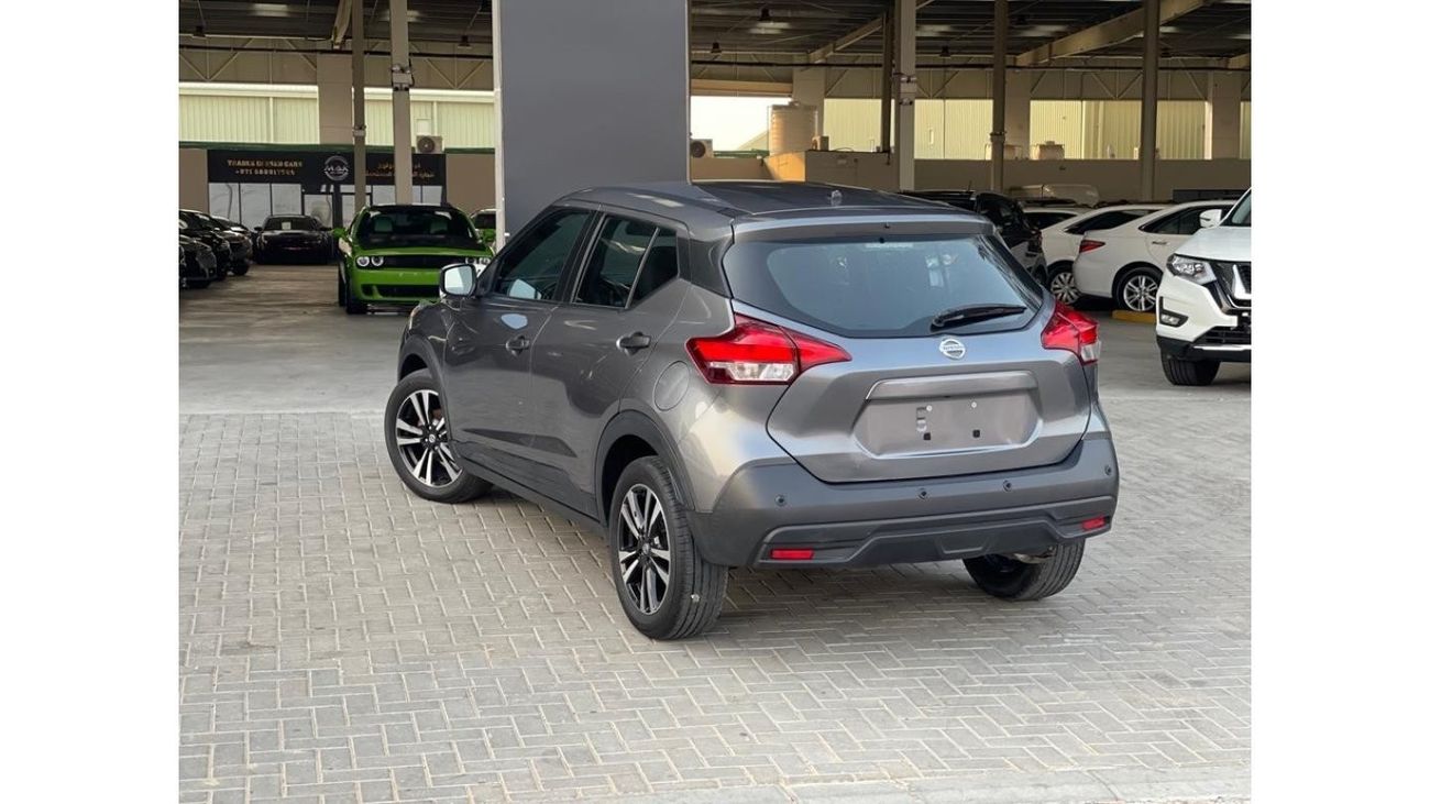 Nissan Kicks Kicks SV RADAR / LINE ASSIST /620 AED MONTHLY