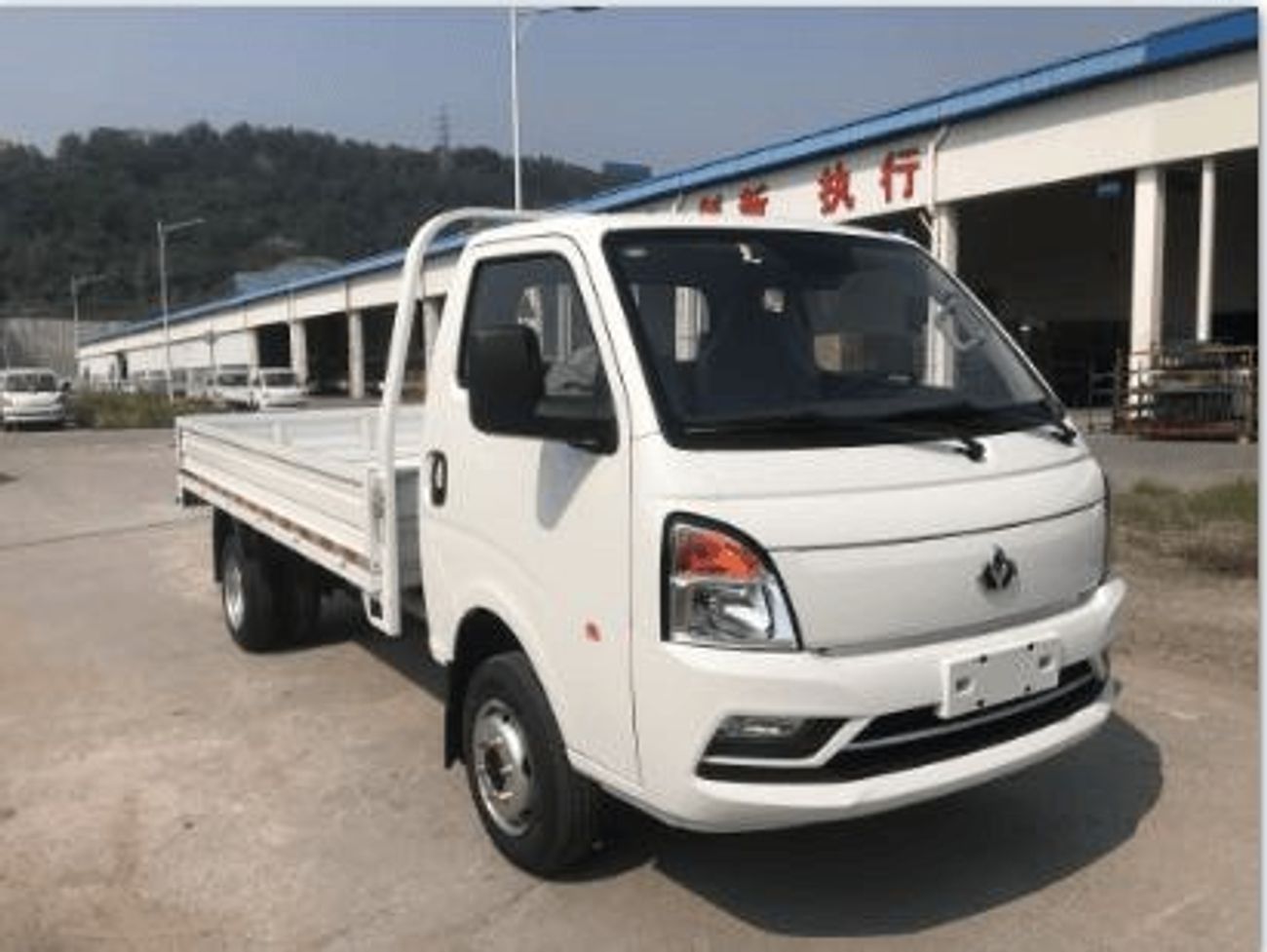 KYC D5 KYC D5 DIESEL SINGLE CABIN, DOUBLE REAR TIRE-CHINESE SPEC EXPORT ONLY