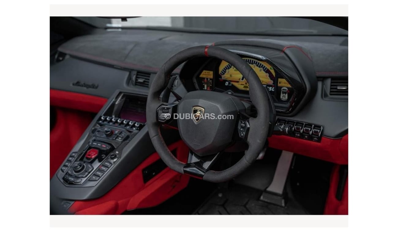Lamborghini Aventador LP750-4 SuperVeloce Lamborghini Aventador SV Convertible Right Hand Drive